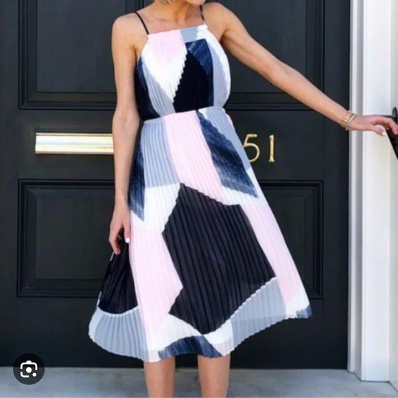 EUC Banana Republic Color Block Pleated Midi Dress - Picture 2 of 6